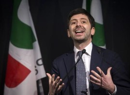 Speranza: «Renzi ci ha proprio fregato, ma non sarà sempre il capo»